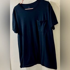 2 Fruit of Loom Men’s shirts